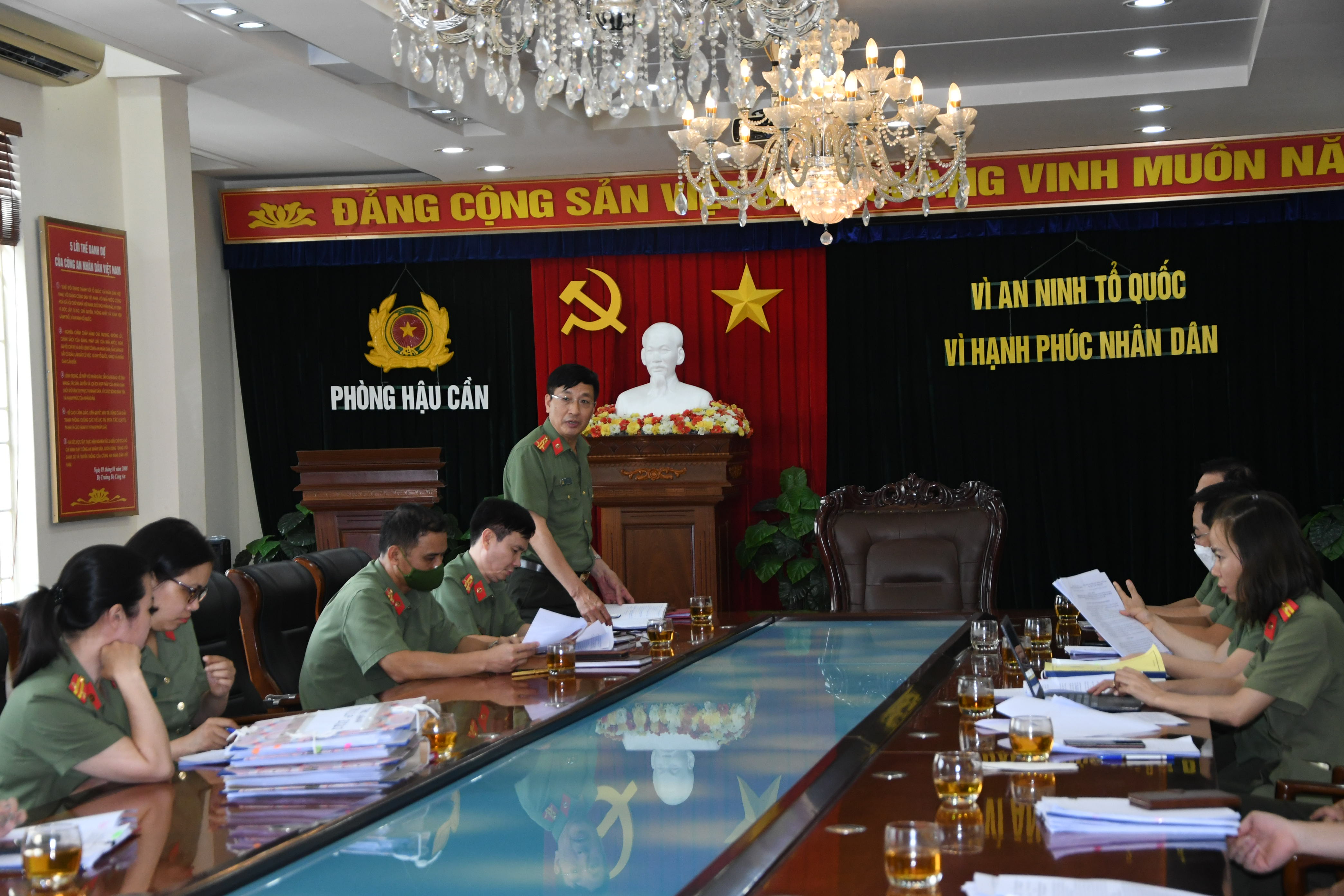 Phòng Hậu cần -CATP: Đẩy mạnh tuyên truyền chuyển đồi số